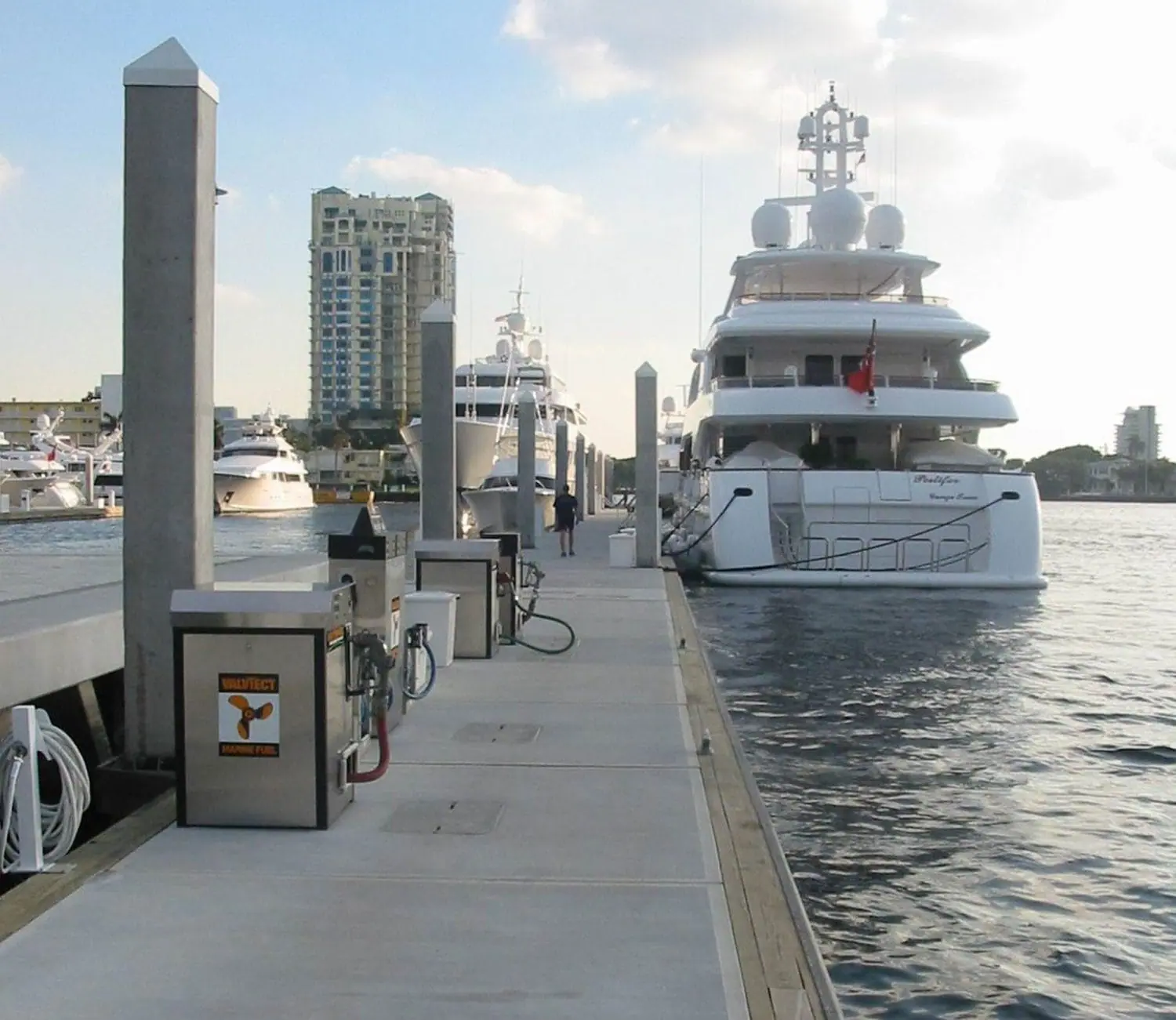 Mixed-use attenuator - fuel dock, transient moorage + wave protection