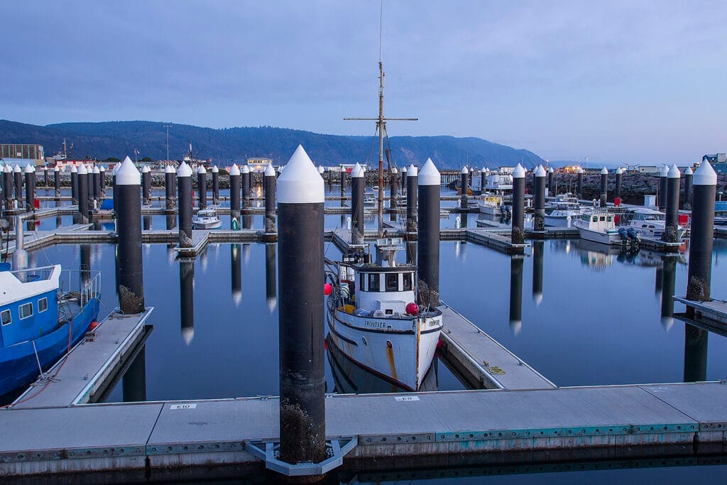 Crescent City Harbor Marina showcasing the Unibolt concrete dock system with over-sized concrete modules and bolted connectio